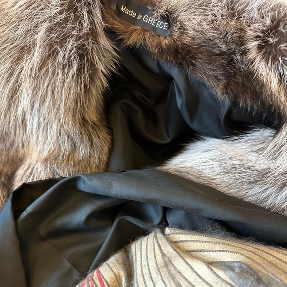 VTG Fur Coat - Picture 9 of 11